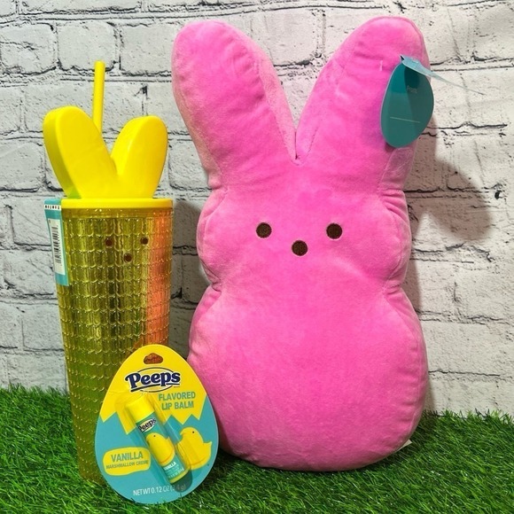 Peeps‎ Pink Easter Plush Yellow Peeps Tumbler Vanilla Lip Balm - Picture 1 of 3